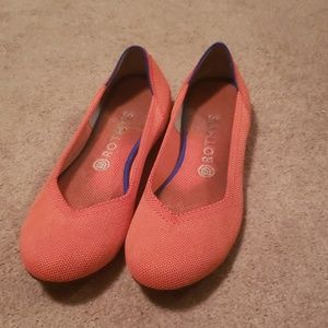 Rothys Flat Retired Persimmon color